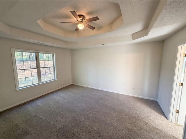 12 River Park Court, Newnan, GA 30265