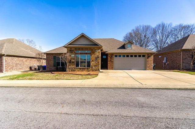 2535 EIGHTEEN Loop, Conway, AR 72034