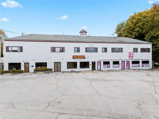 971 Main Street, West Warwick, RI 02893