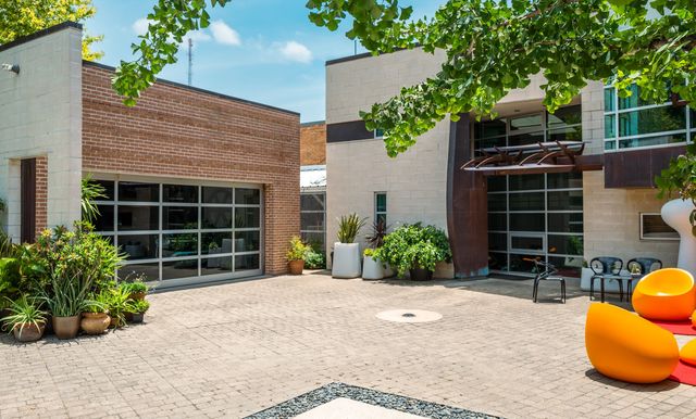 3004 Main Street, Dallas, TX 75226