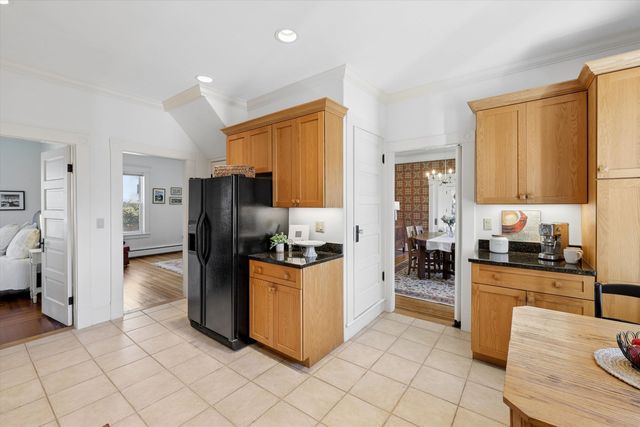 18 Faxon Street, Nashua, NH 03060