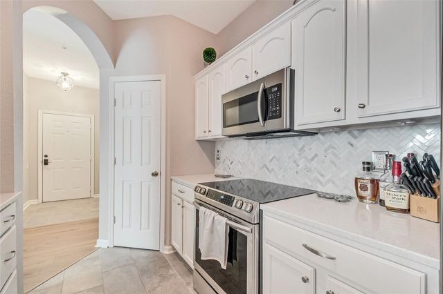 2817 ALMATON LOOP 301, Kissimmee, FL 34747