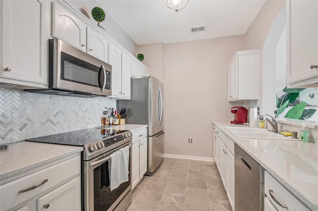 2817 ALMATON LOOP 301, Kissimmee, FL 34747