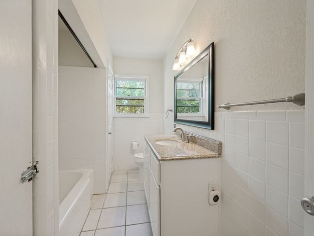 1218 Warden Street, Benbrook, TX 76126