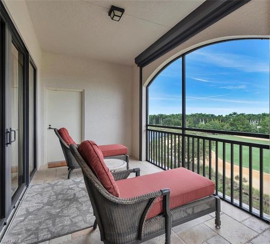 2543 Marquesa Royale LN PH 301, Naples, FL 34109