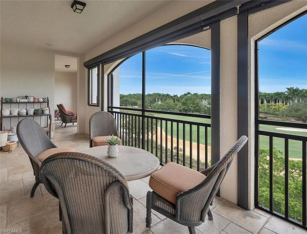 2543 Marquesa Royale LN PH 301, Naples, FL 34109