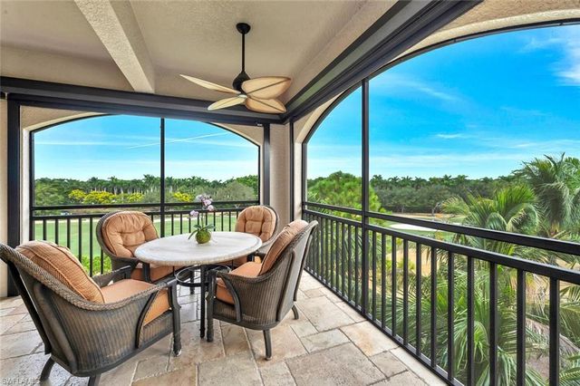 2543 Marquesa Royale LN PH 301, Naples, FL 34109