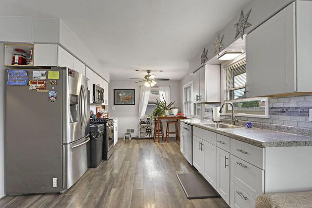 2110 16th AVENUE, Kenosha, WI 53140