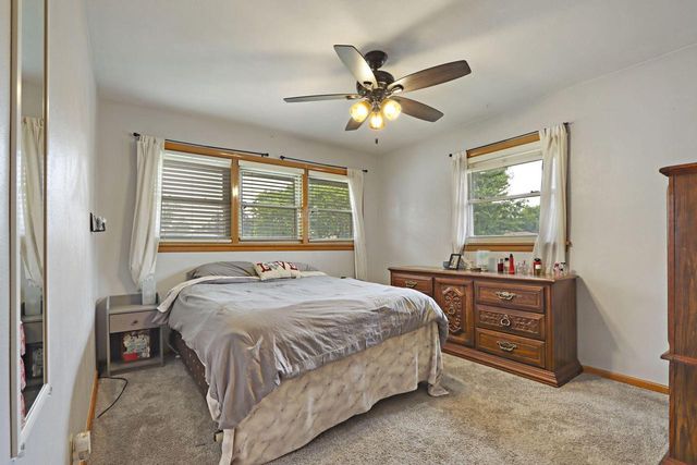 2110 16th AVENUE, Kenosha, WI 53140