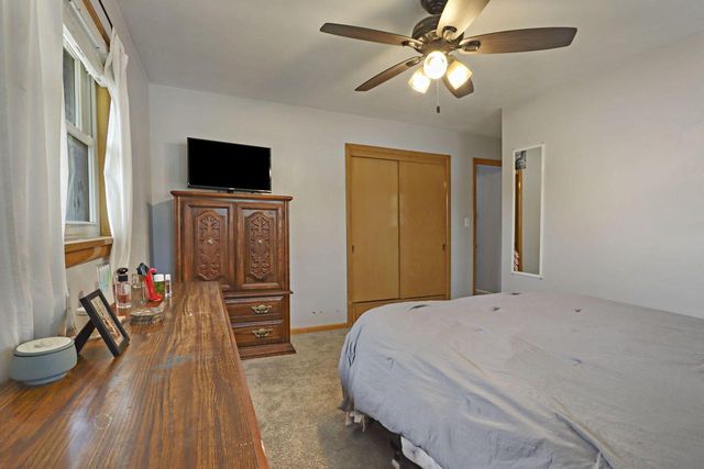 2110 16th AVENUE, Kenosha, WI 53140