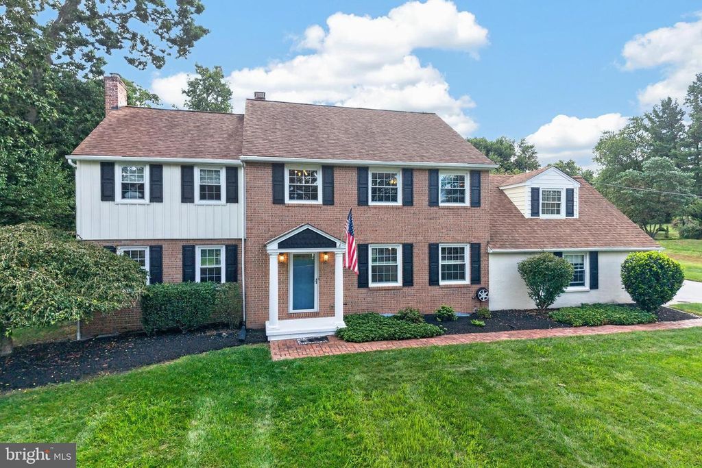 1804 GREEN BRIAR DR, EAGLEVILLE, PA 19403 — exterior