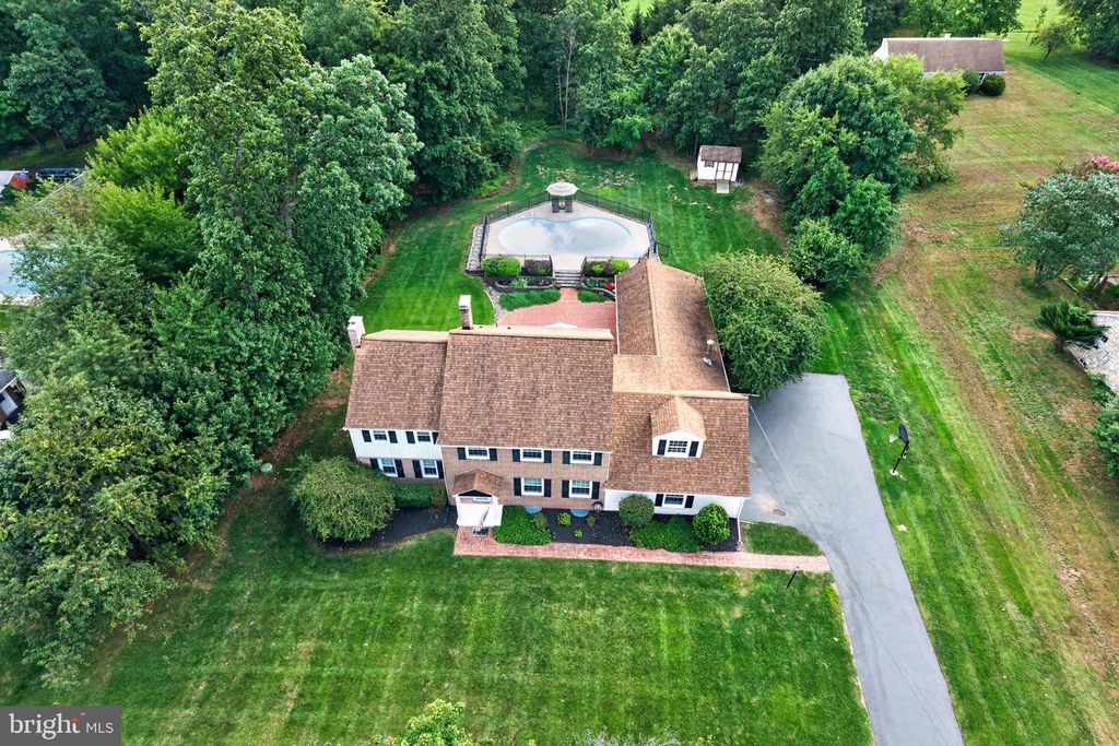 1804 GREEN BRIAR DR, EAGLEVILLE, PA 19403 — photo 3