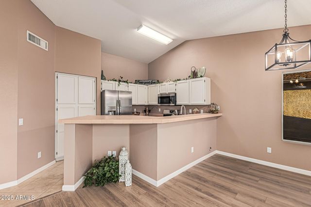 6711 S CORAL GABLE Drive, Chandler, AZ 85249