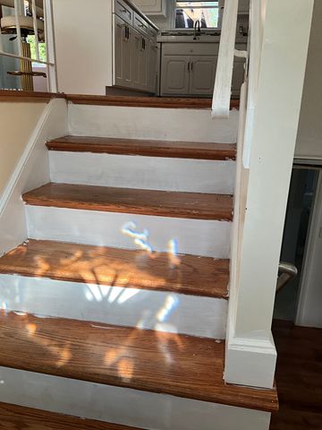 38 Rockland Dr, Brockton, MA 02301