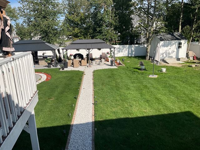 38 Rockland Dr, Brockton, MA 02301