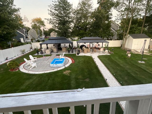 38 Rockland Dr, Brockton, MA 02301