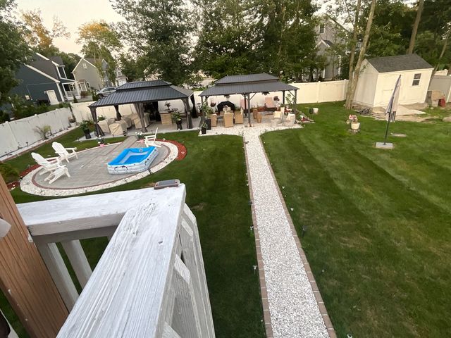 38 Rockland Dr, Brockton, MA 02301