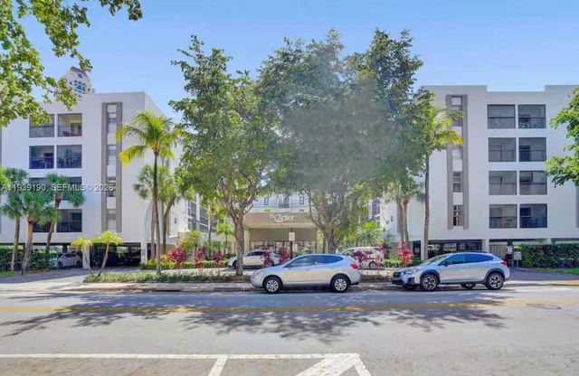 201 178th Dr 401, Sunny Isles Beach, FL 33160