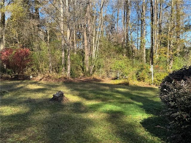 109 Hill Pine Court, Clemson, SC 29631