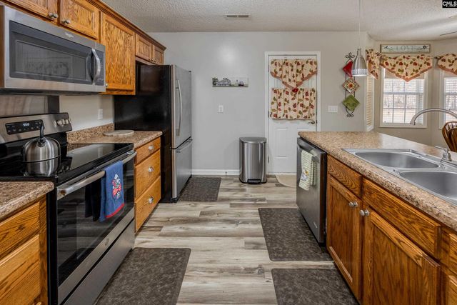 560 Eskie Dixon Road, Elgin, SC 29045