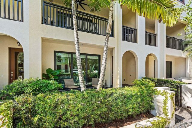 5251 Beckman Terrace, Palm Beach Gardens, FL 33418