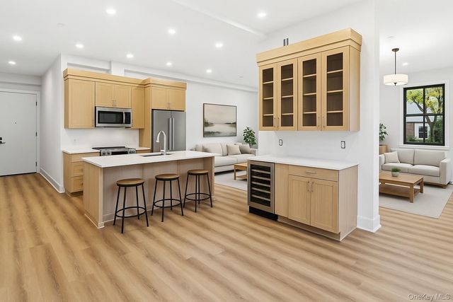 34 Clinton Avenue 5D, Dobbs Ferry, NY 10522