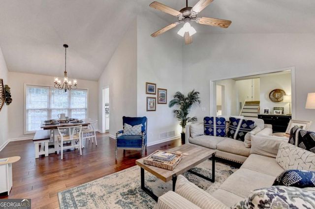 95 N Gwinnett Street, Buford, GA 30518