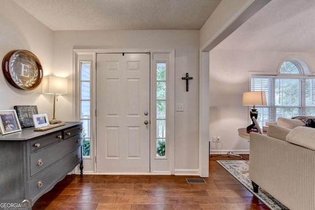 95 N Gwinnett Street, Buford, GA 30518
