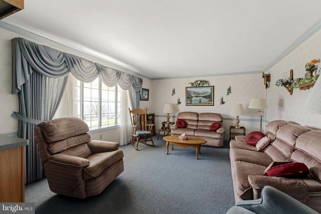 133 SUMMITVILLE RD, New Holland, PA 17557