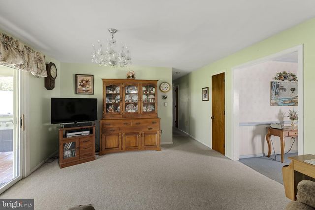 133 SUMMITVILLE RD, New Holland, PA 17557
