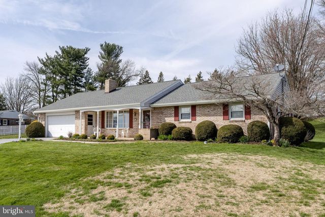 133 SUMMITVILLE RD, New Holland, PA 17557