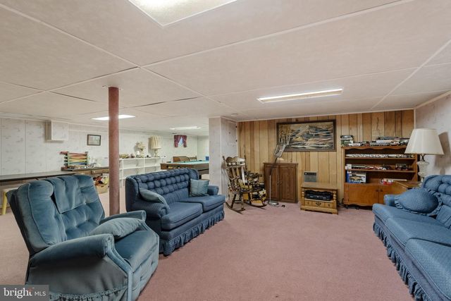 133 SUMMITVILLE RD, New Holland, PA 17557