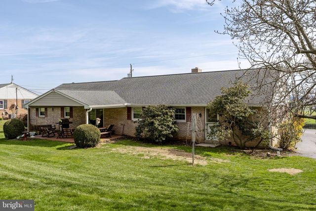 133 SUMMITVILLE RD, New Holland, PA 17557