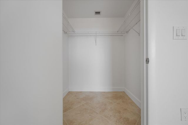550 Okeechobee Boulevard 1605, West Palm Beach, FL 33401