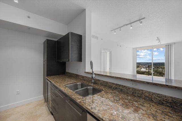 550 Okeechobee Boulevard 1605, West Palm Beach, FL 33401