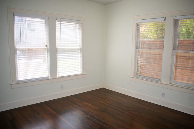 4304 Hawthorne Avenue 101, Dallas, TX 75219