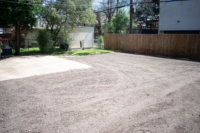 4304 Hawthorne Avenue 101, Dallas, TX 75219