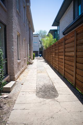 4304 Hawthorne Avenue 101, Dallas, TX 75219