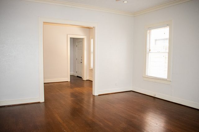 4304 Hawthorne Avenue 101, Dallas, TX 75219