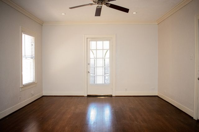 4304 Hawthorne Avenue 101, Dallas, TX 75219