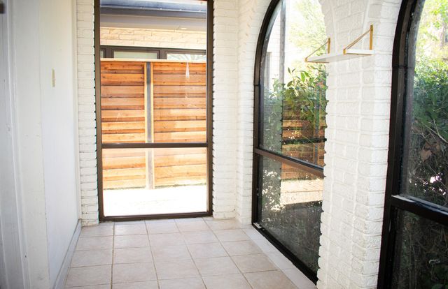 4304 Hawthorne Avenue 101, Dallas, TX 75219