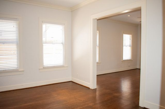 4304 Hawthorne Avenue 101, Dallas, TX 75219