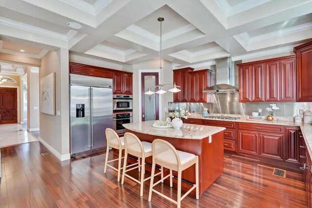 10411 Glencoe Drive, Cupertino, CA 95014