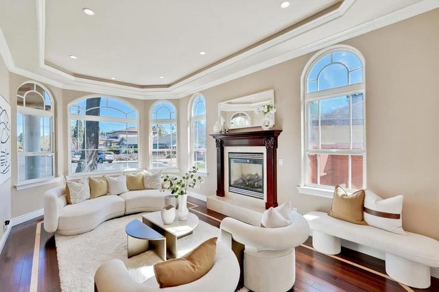 10411 Glencoe Drive, Cupertino, CA 95014