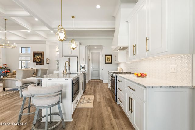 108 Big Lake Run, Youngsville, LA 70592