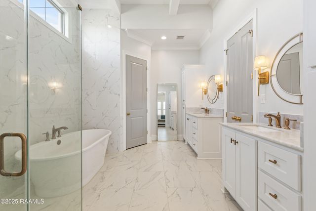 108 Big Lake Run, Youngsville, LA 70592