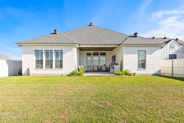 108 Big Lake Run, Youngsville, LA 70592