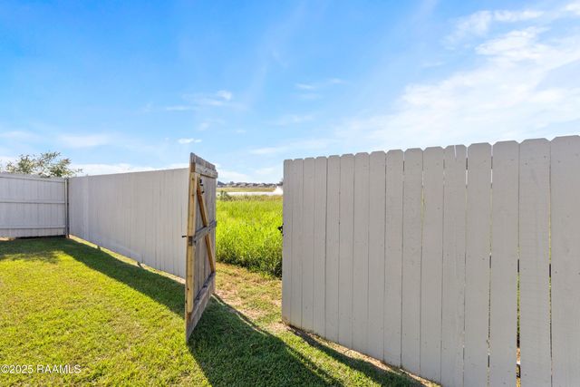 108 Big Lake Run, Youngsville, LA 70592