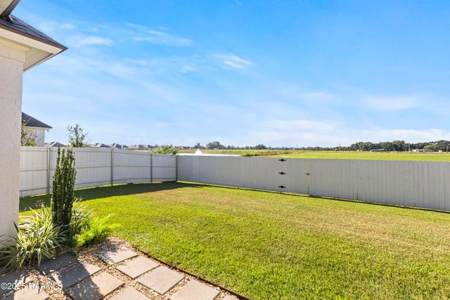 108 Big Lake Run, Youngsville, LA 70592