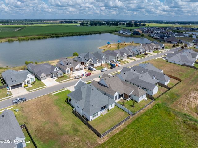 108 Big Lake Run, Youngsville, LA 70592